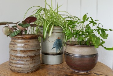 Upcycled-Ceramic-Jars-to-Plant-Pots-3